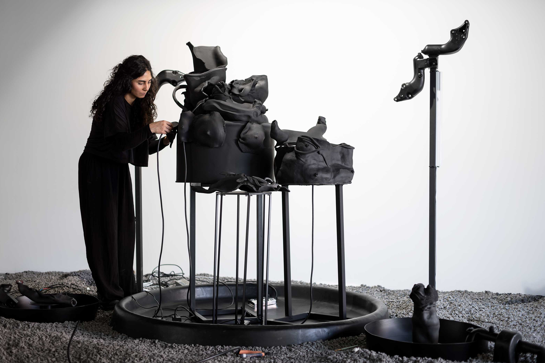 Incarner l’invisible. Avec l’artiste Yosra Mojtahedi