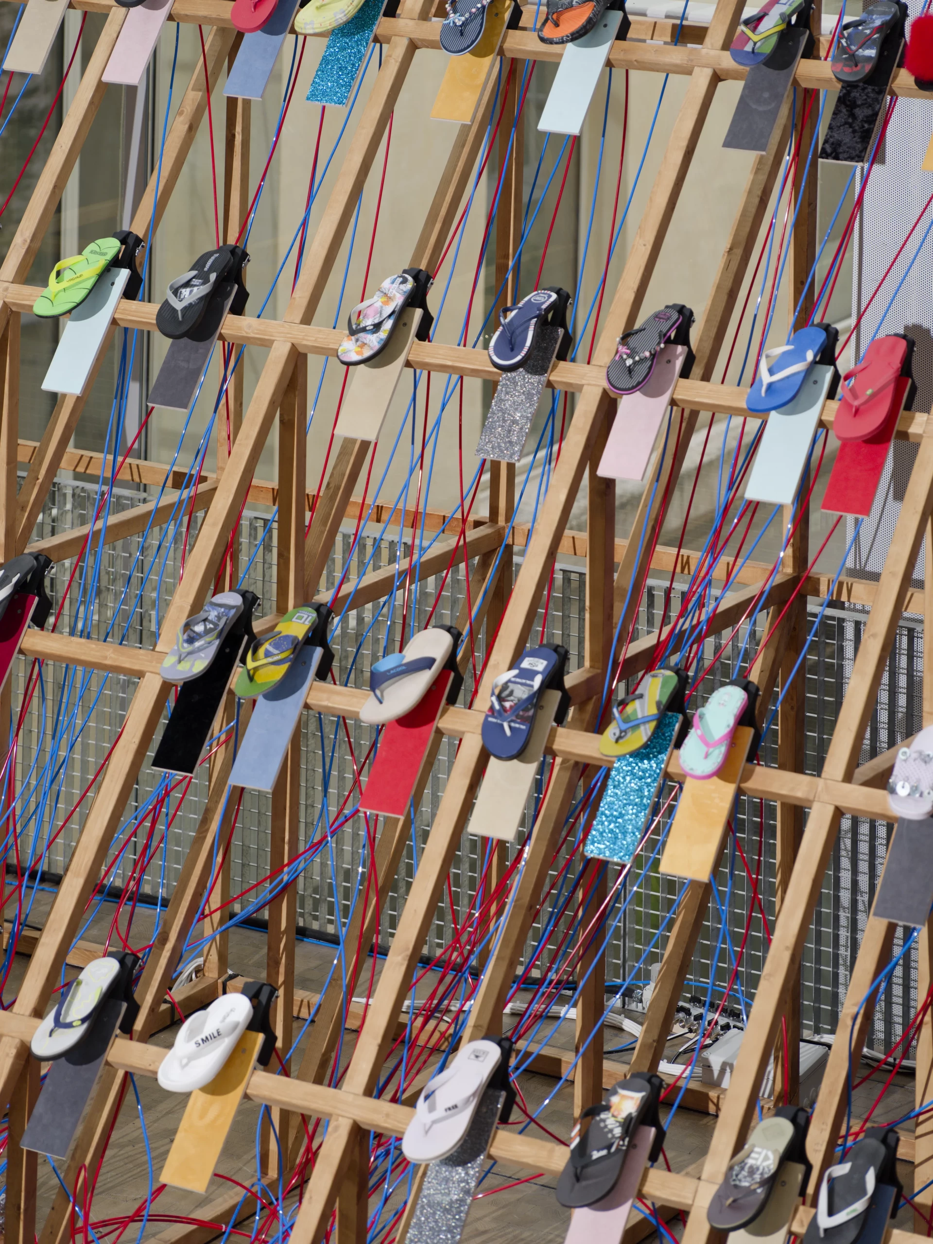 Peut-on faire carrière en dehors du marché de l’art ?